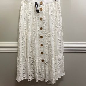 White Eyelet Maxi Skirt with Wooden Buttons NWT Size Medium